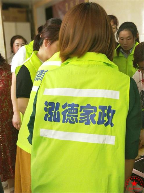 寶寶瞌睡睡顛倒了怎么辦？