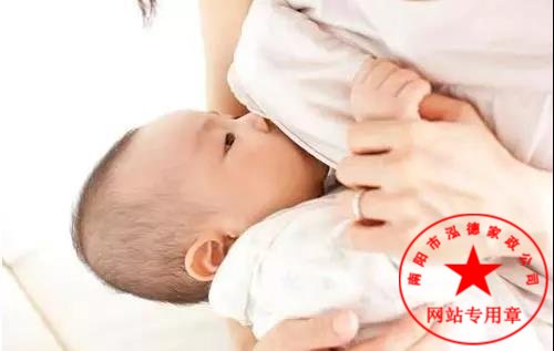 怎樣養(yǎng)護(hù)寶寶的頭發(fā)？南陽有培訓(xùn)金牌月嫂的嗎？